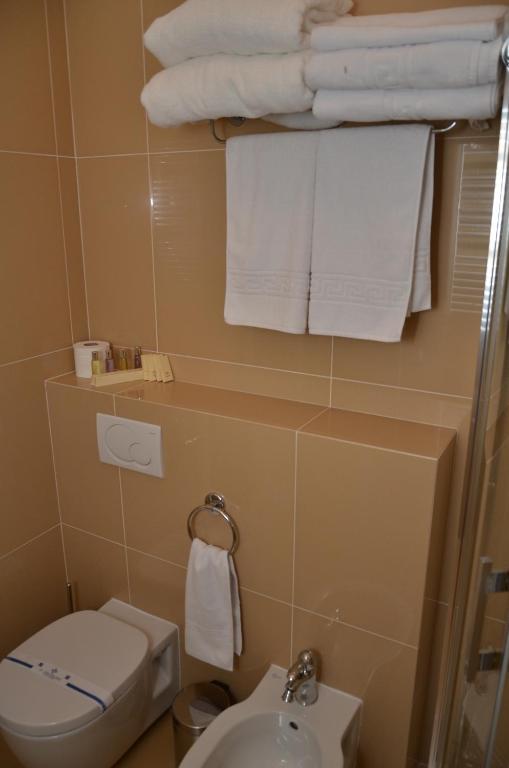 Chateau Royal Hotel Berezovka  Habitación foto