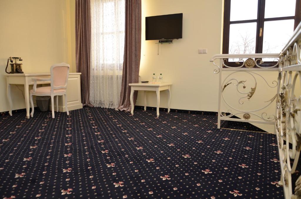 Chateau Royal Hotel Berezovka  Habitación foto
