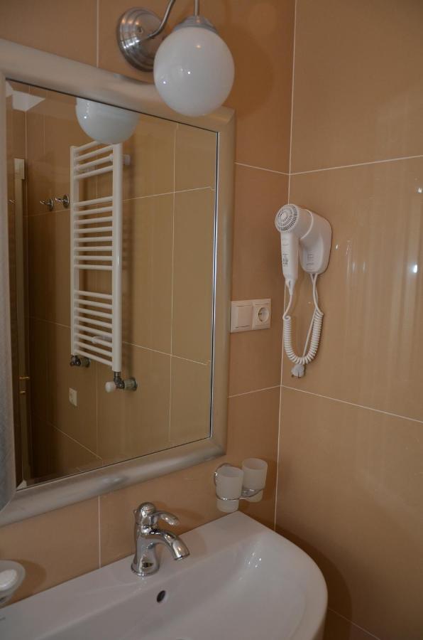 Chateau Royal Hotel Berezovka  Habitación foto